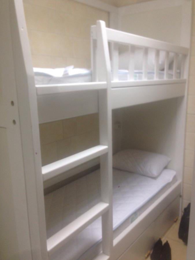אודסה Hostel N1 Dom מראה חיצוני תמונה